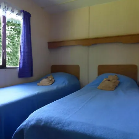 Holiday home Well-equipped Mobile With Garden In Normandy