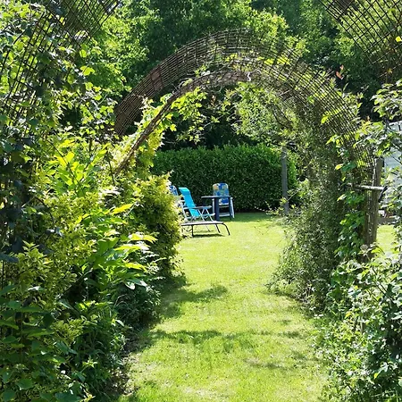 Well-equipped Mobile With Garden In Normandy * Gouvets
