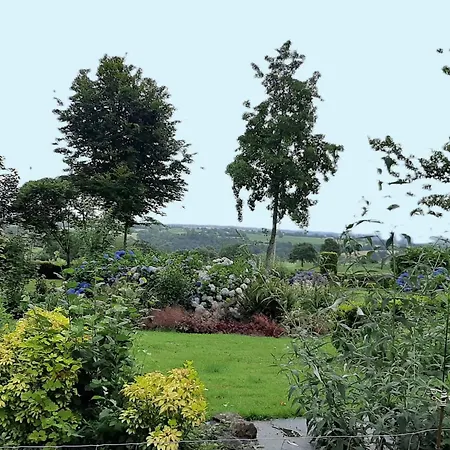 Well-equipped Mobile With Garden In Normandy بيت للعطل