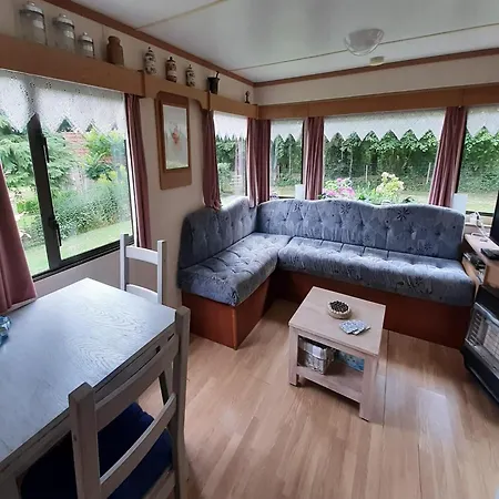 Holiday home Well-equipped Mobile With Garden In Normandy Gouvets