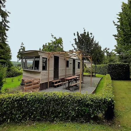 Well-equipped Mobile With Garden In Normandy * Gouvets