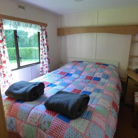 Well-equipped Mobile With Garden In Normandy Holiday home *