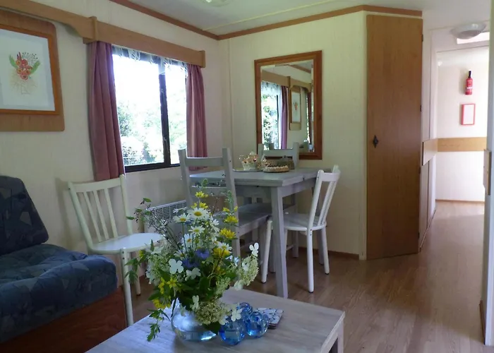 Well-equipped Mobile With Garden In Normandy Nyaraló