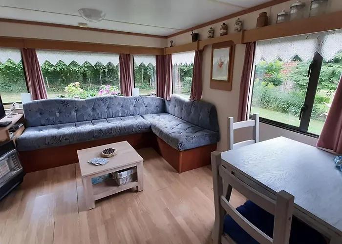 Well-equipped Mobile With Garden In Normandy Nyaraló